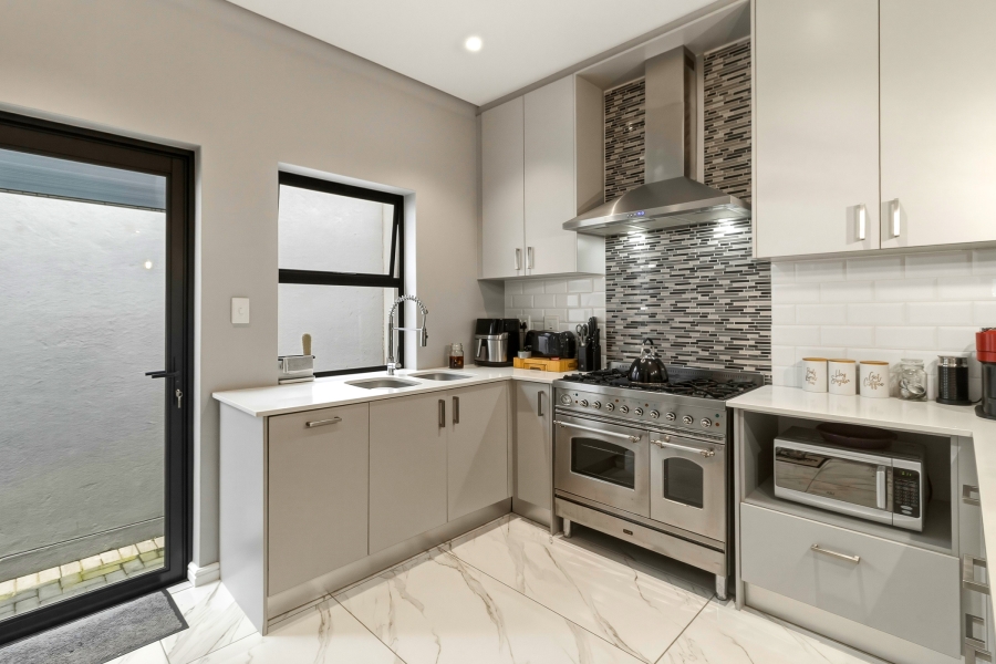 3 Bedroom Property for Sale in Aan de Wijnlanden Western Cape